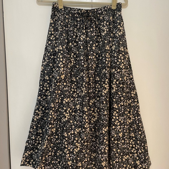 J. Crew pull-on skirt in garden floral - Picture 8 of 8